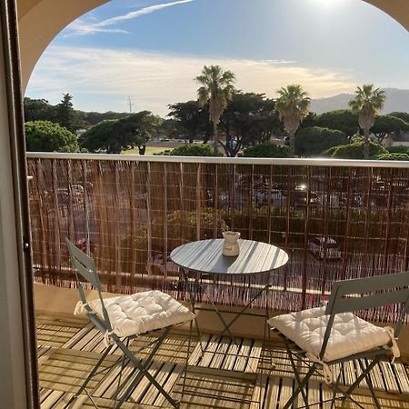 Appartement Escapade au port à Hyères Extérieur photo