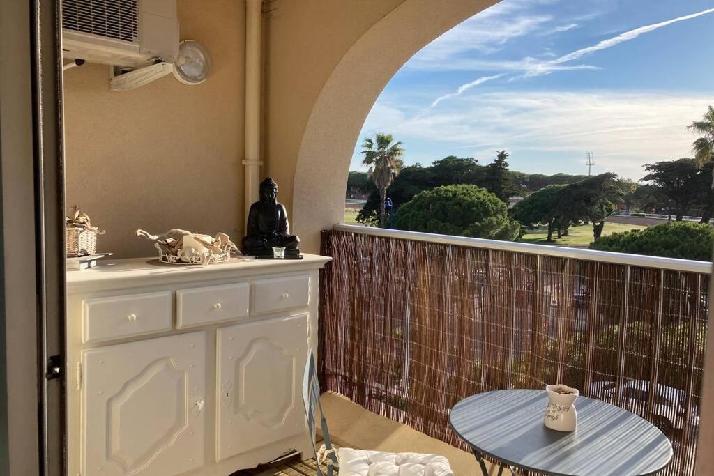 Appartement Escapade au port à Hyères Extérieur photo