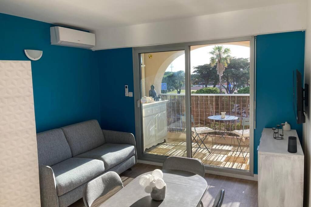 Appartement Escapade au port à Hyères Extérieur photo